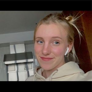 Meet your Posher, Sarah